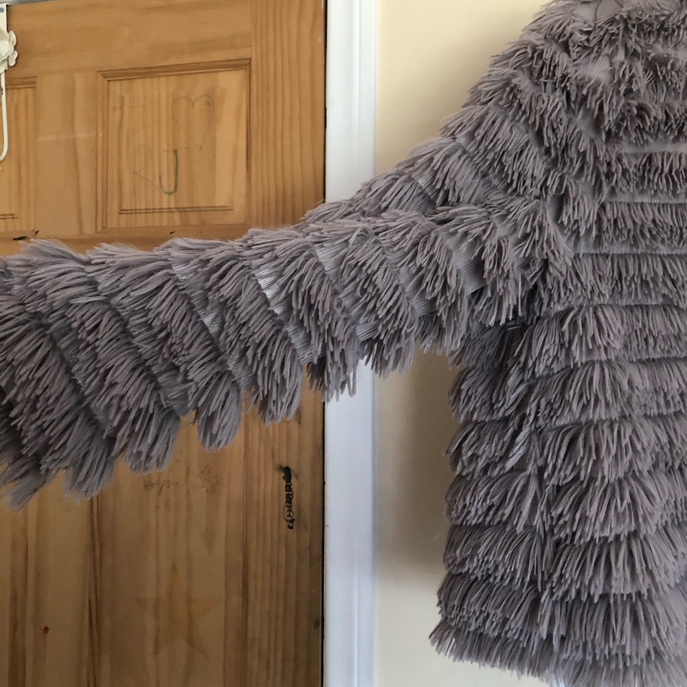 Fringe lightweight jacket! Size L but fits M!